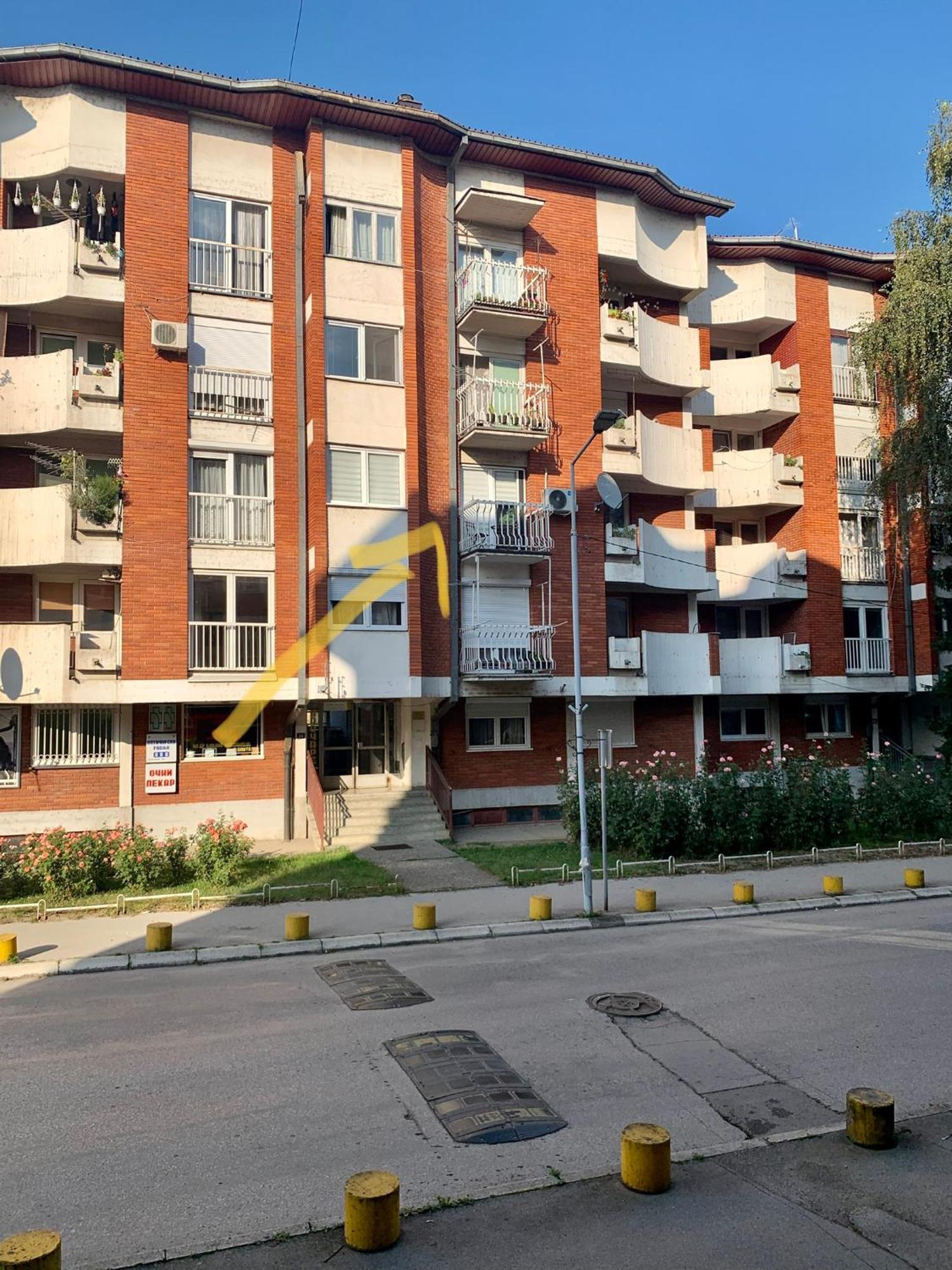 Central Lux Bajina Basta Extérieur photo